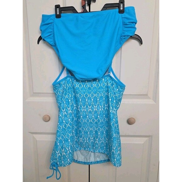 Ocean Avenue Swimwear Tankini Top and Bikini Bottom Set Blue Geometric Size L - Picture 6 of 12